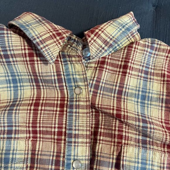 Roper sleeveless western style top - Picture 6 of 6